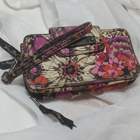 Vera bradley floral wallet/wristlet - Picture 1 of 5